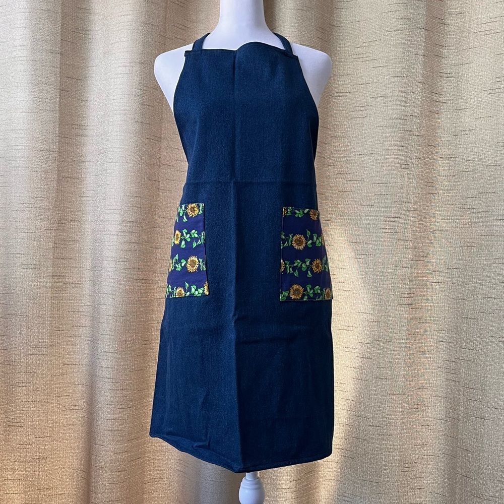 🌻 Handcrafted Sunflower Themed Apron
